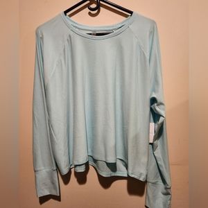 Beyond Yoga x large featherweight daydreamer pullover - powder blue heather